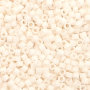 Miyuki kralen delica's 11/0 Opaque matte bisque white
