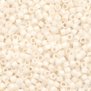 Miyuki kralen delica's 11/0 Opaque bisque white