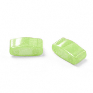 Miyuki kralen half tila 5x2.3mm Opaque luster chartreuse green HTL-439