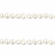 BQ Zoetwaterparels verticaal rijggat 4x5mm Natural white