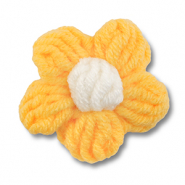 Gehaakte bloem Yellow-off white