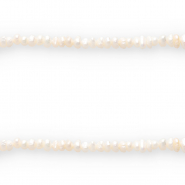 BQ Zoetwaterparels verticaal rijggat 6x3mm Natural white