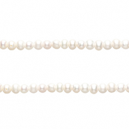 TQ Zoetwaterparels rond 4 mm Natural white