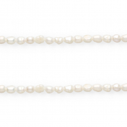 Imperfecte zoetwaterparels nugget rond 6-7x5mm Natural white