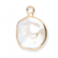 Imperfecte zoetwaterparels bedel round Gold-Natural white