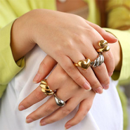 Inspiratiesets Ontdek onze roestvrij stalen oorbellen en ringen