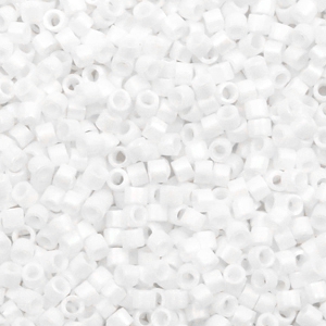 Miyuki kralen delica's 11/0 Opaque white