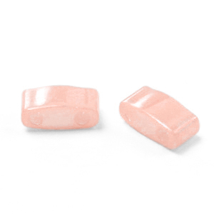 Miyuki kralen half tila 5x2.3mm Opaque luster tea rose HTL-596