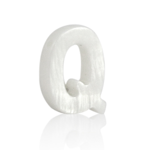 Schelp hangers specials letter Q White (natuurlijke kleur)