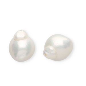 Imperfecte zoetwaterparels irregular drop Natural white