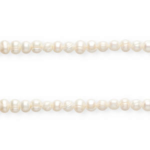 Imperfecte zoetwaterparels rond 7-8mm Natural white
