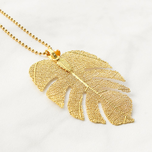 Looking for some inspiration? Bekijk hier hoe wij sieraden maken met bohemian hangers