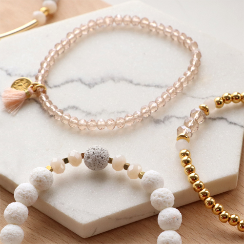 Inspiratie voor het maken van armbandjes met top facet kralen 