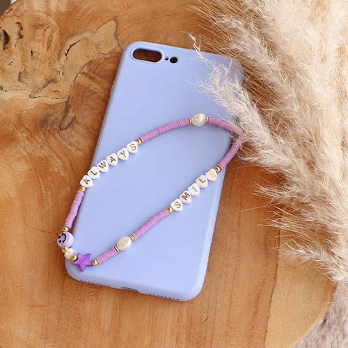 Ga aan de slag met deze vrolijke acryl letterkralen