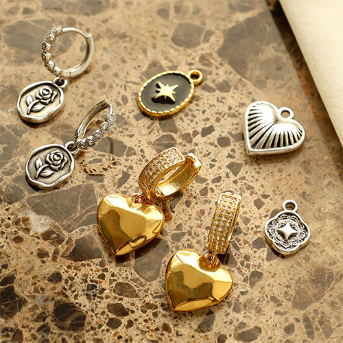 Zo ontwerp je armbanden en oorbellen met DQ hangers en bedels