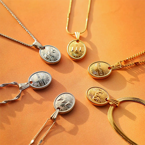 Ontwerp unieke sieraden met rvs bedels met angel numbers