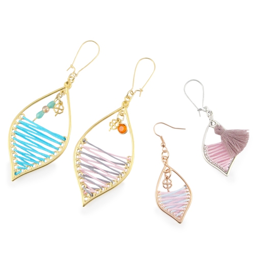 Mooie DQ metalen hangers in druppelvorm met Macram&eacute; draad