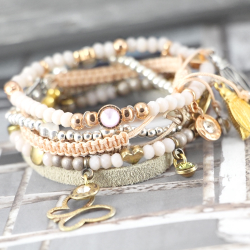 Echt cute en pretty zijn deze lieve sieraden met mini Swarovski steentjes