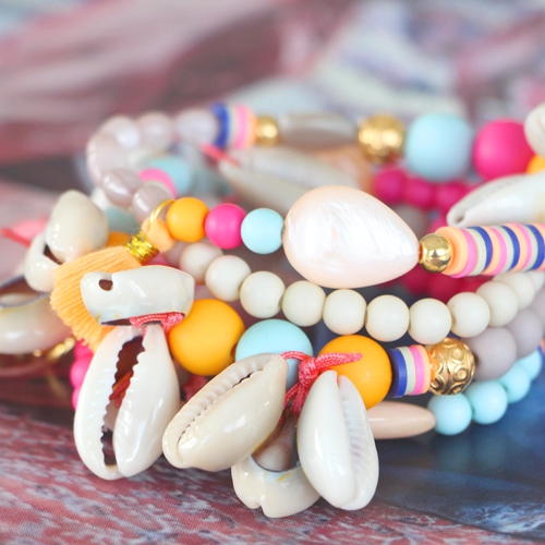 Maak zomerse sieraden met onze vrolijke kleuren acryl kralen