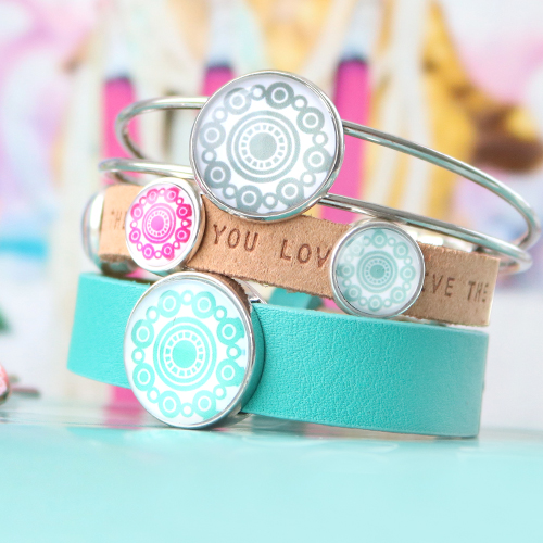 Deze trendy sieraden met Dutch design basic cabochons zijn super leuk om zelf samen te stellen! 