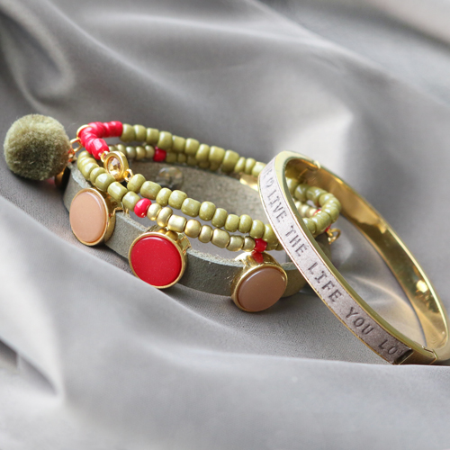 Deze leuke sieraden met rocailles en Stainless steel (RVS) zijn helemaal on-trend!