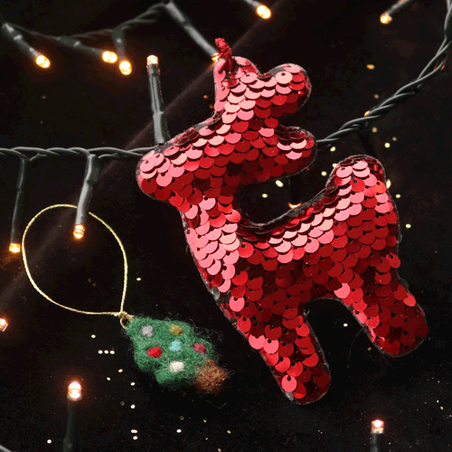 Hier leer je hoe je fantastische kersthangers maakt voor in de kerstboom: