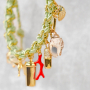 Inspiratie met brass charms en zomerse details