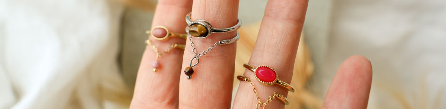 Schitterende roestvrij stalen ringen met natuursteen